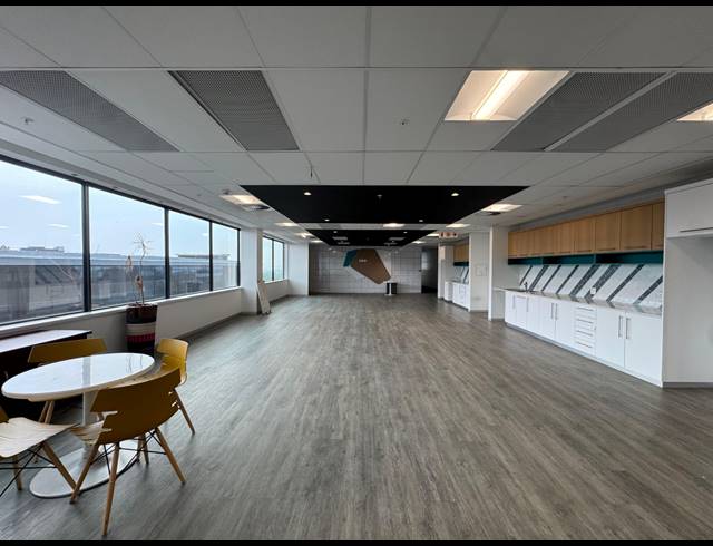 717M² OFFICE TO LET IN ROSEBANK